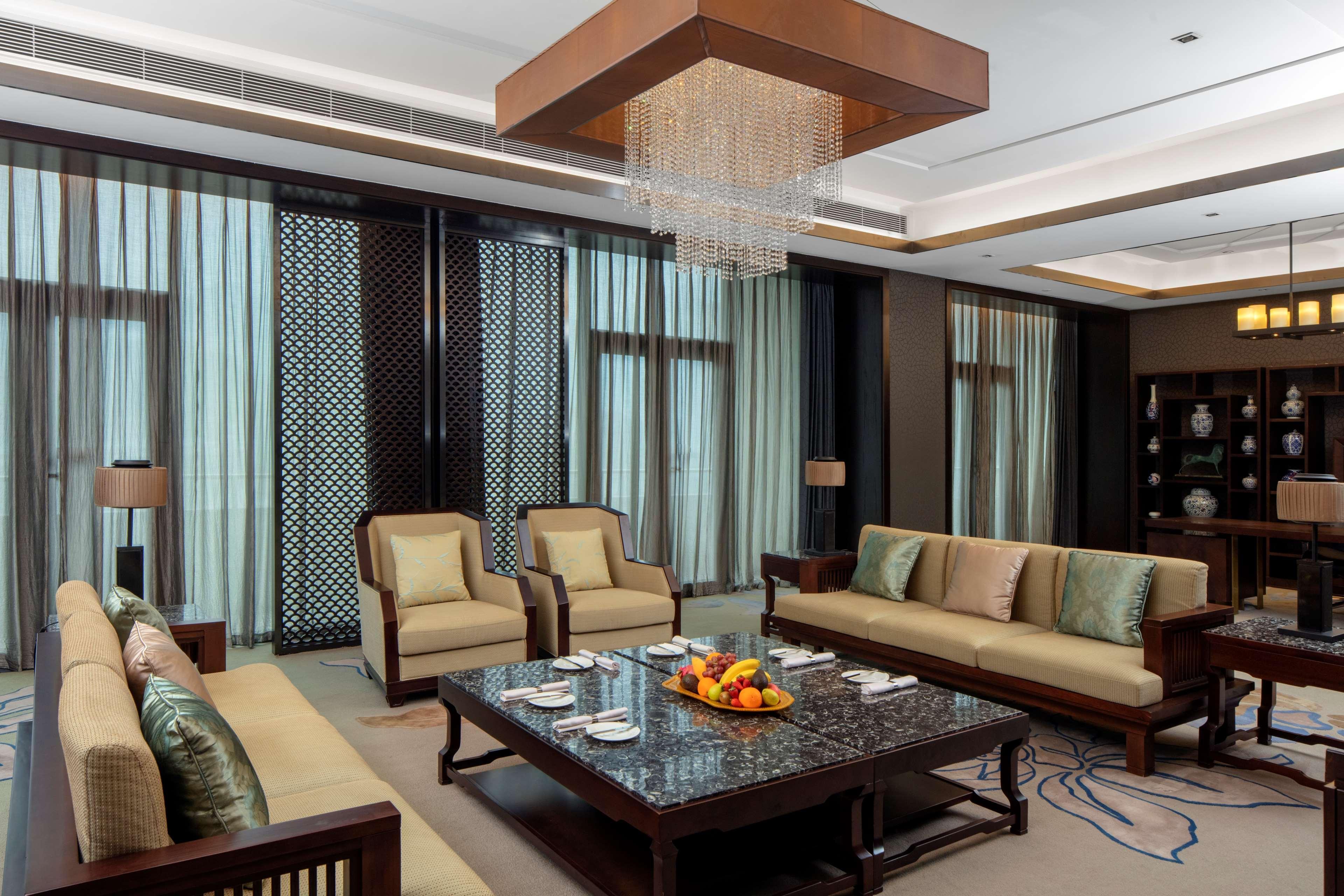 Chongqing Ronghui Grand Hotel Exterior foto